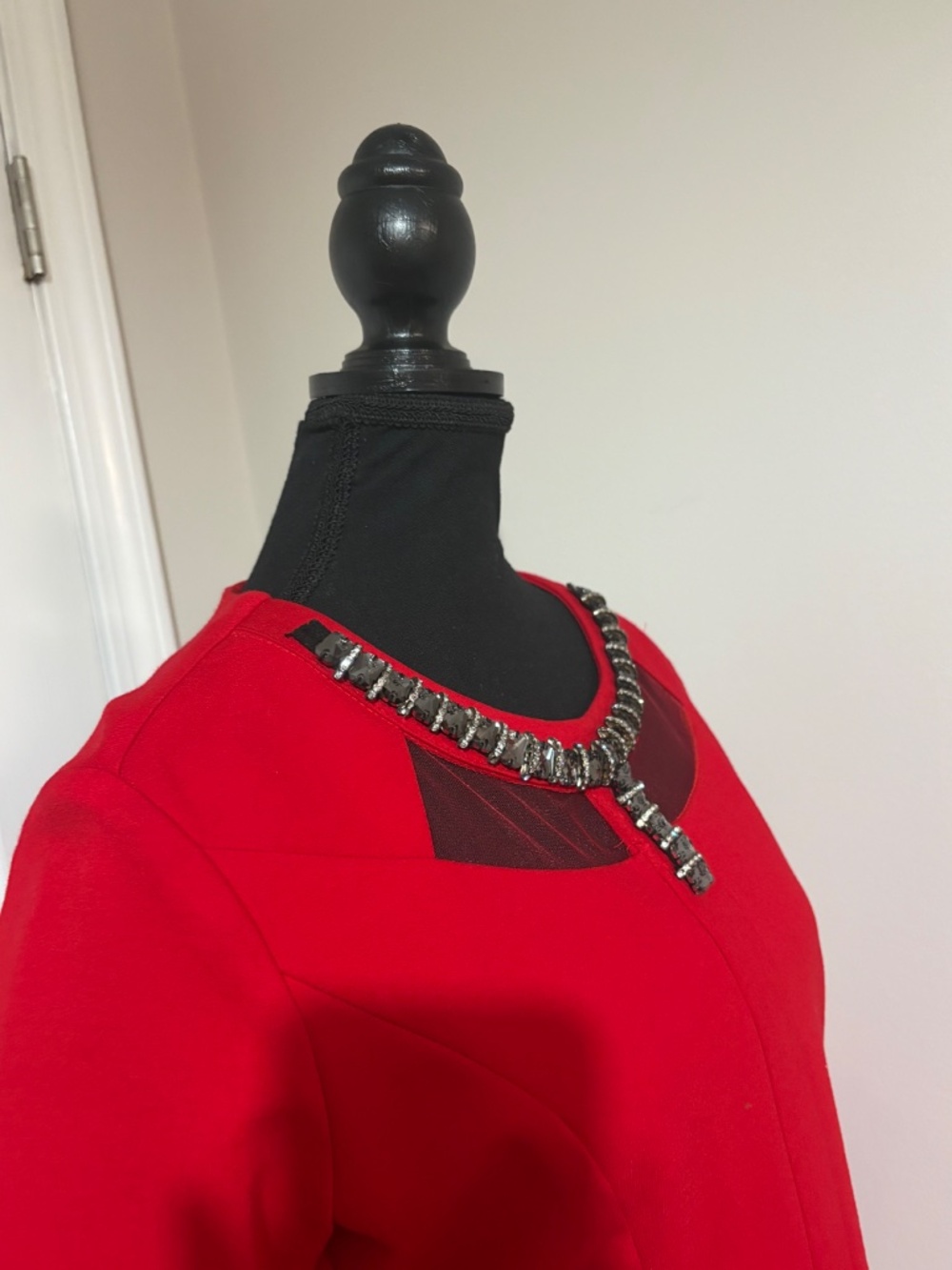 Dress - Picture 7 of 12